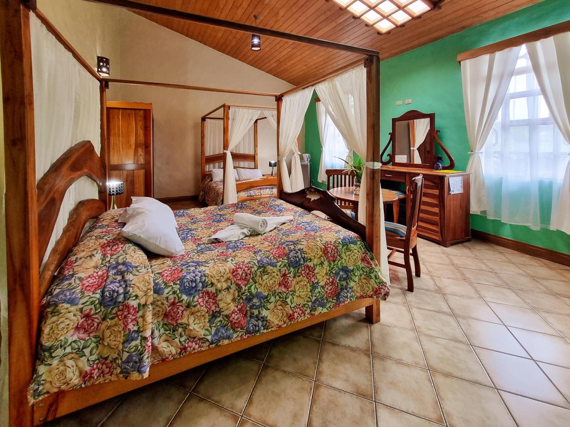 Hotel Claro De Luna Monteverde Kültér fotó